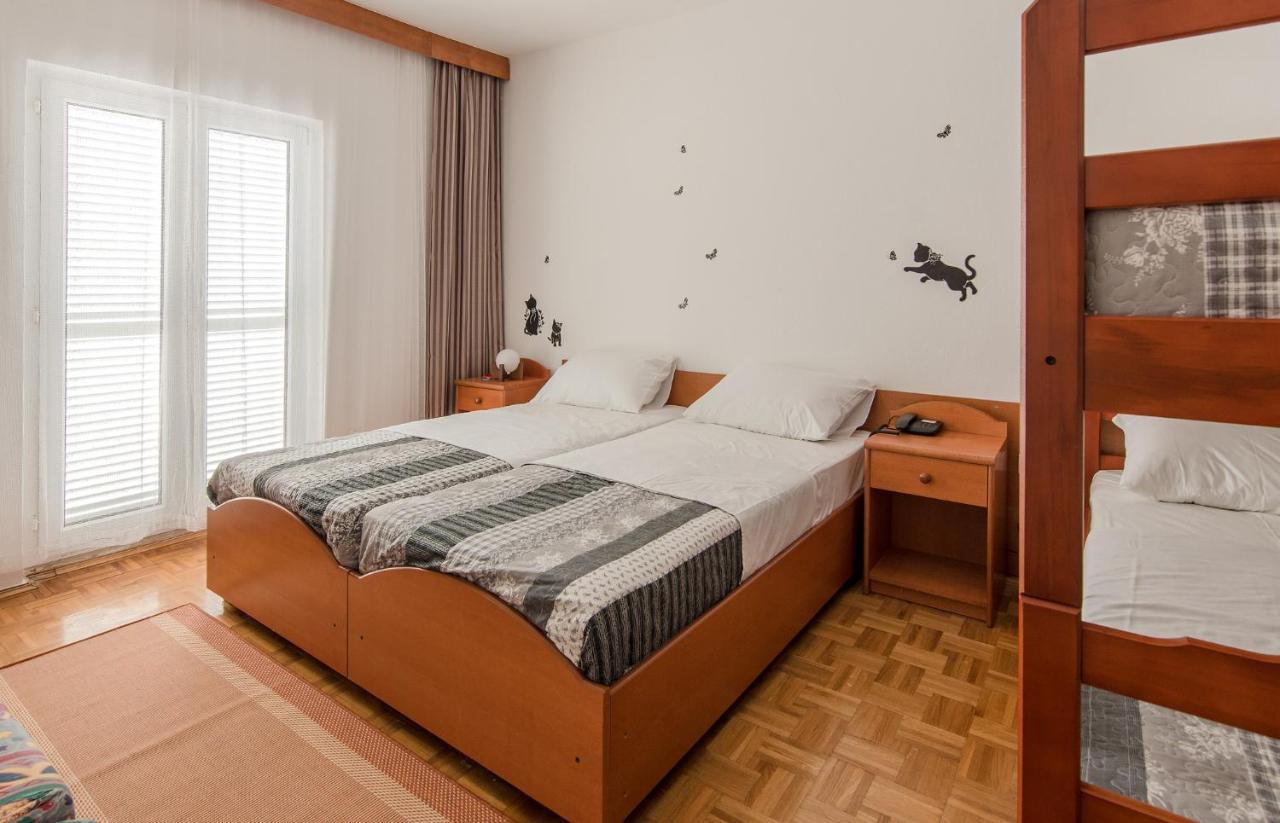 Hotel Barba Starigrad Paklenica Esterno foto